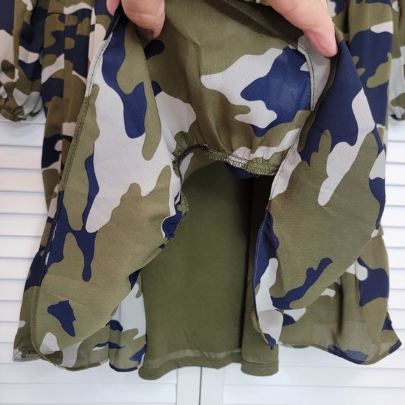 BANANA REPUBLIC Green Camo Mini Dress Long Sleeve Drop Waist Women Small V Neck - Picture 6 of 10